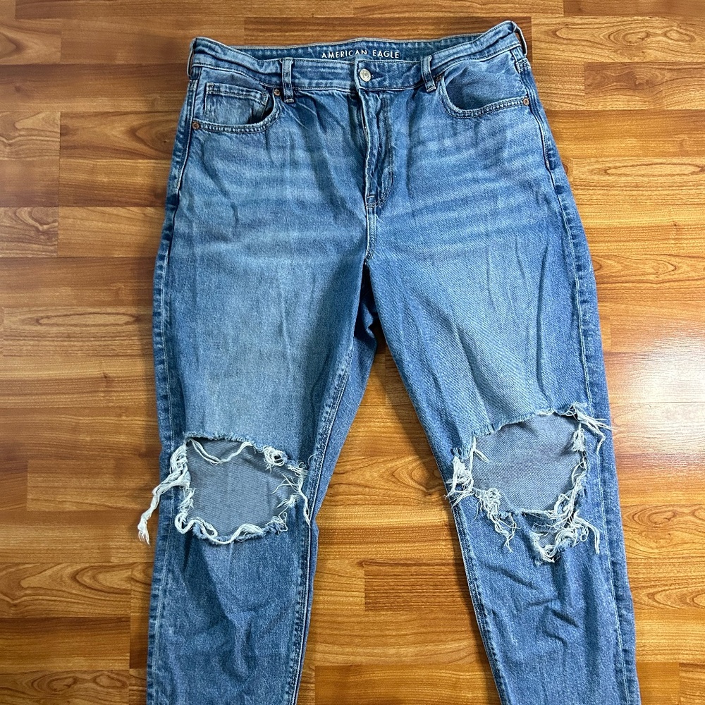AE Stringed Mom jeans